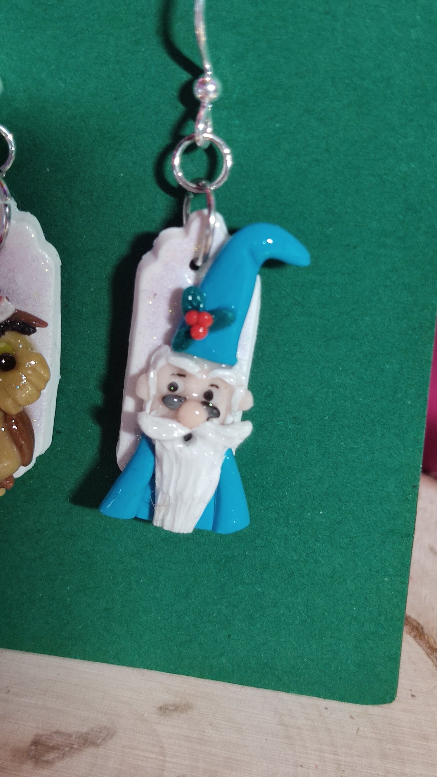 Merlin & Archimedes Christmas earrings βοΈπͺ¨