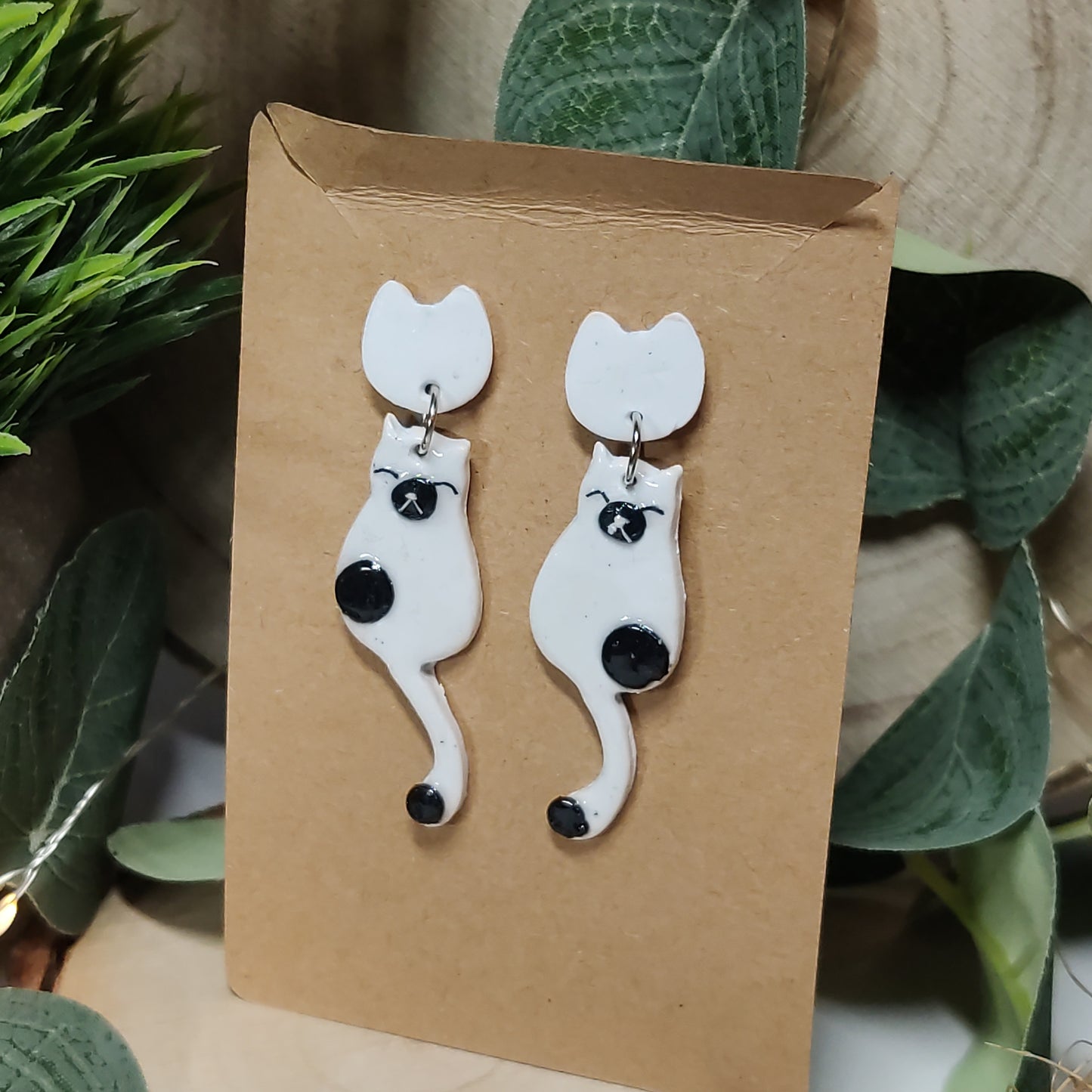 Black and white cat Earrings 🐱