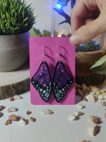 Butterfly wings earrings in Resin