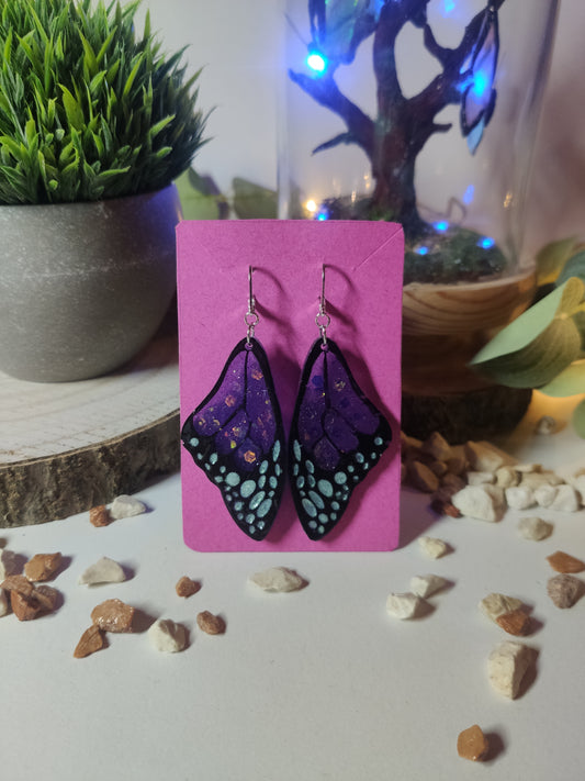 Butterfly wings earrings in Resin