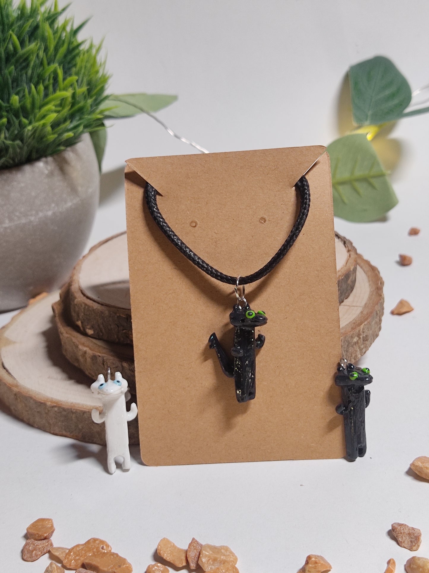 Toothless Dancing Meme Necklace